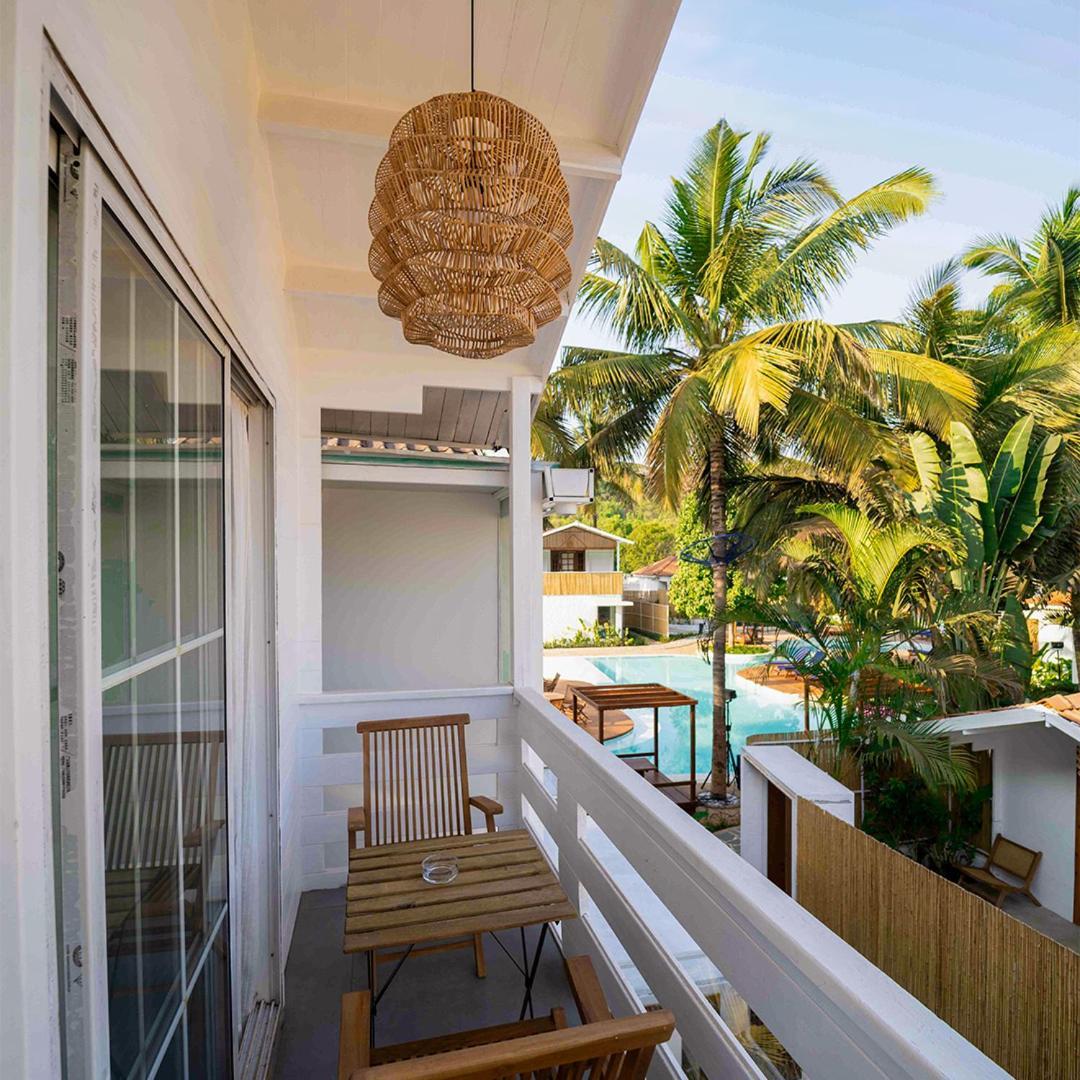 Azora By Ayatana, Goa Hotel Морджим Екстериор снимка