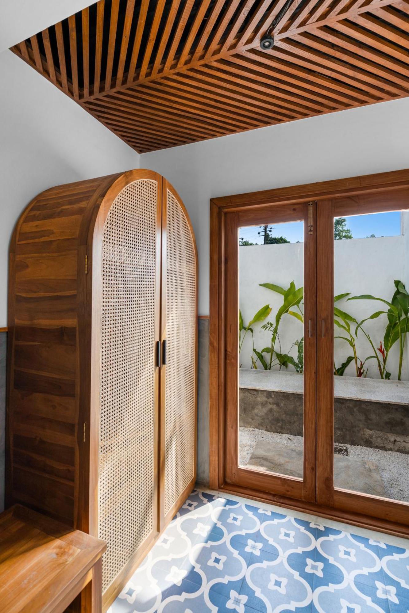 Azora By Ayatana, Goa Hotel Морджим Екстериор снимка