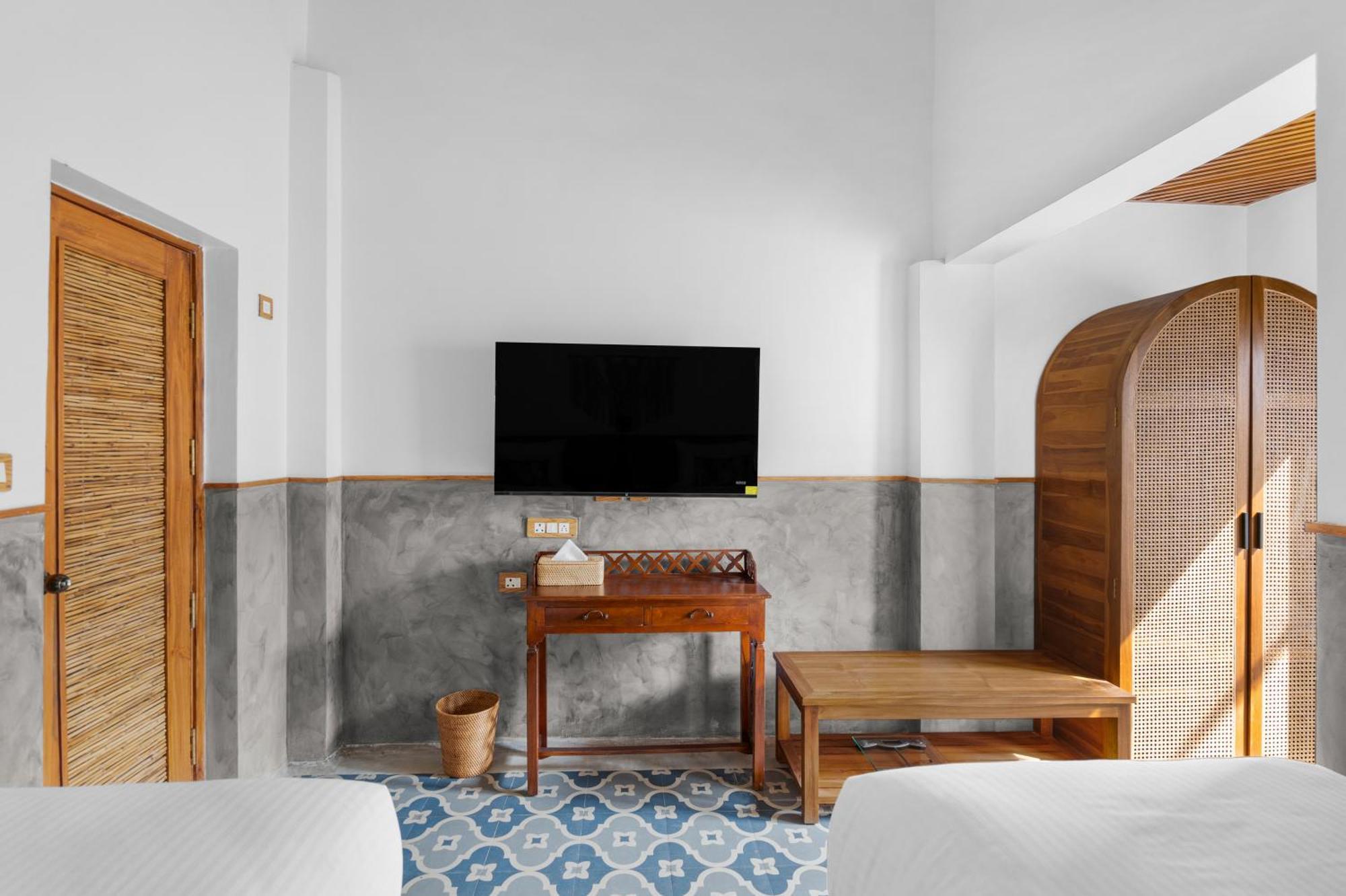 Azora By Ayatana, Goa Hotel Морджим Екстериор снимка